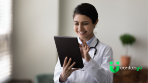 Leia mais sobre o artigo Guia completo com 7 dicas para fazer a declaração do Imposto de Renda para médicos